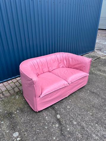 Vintage bank leer tweezits roze italiaans design beschikbaar voor biedingen