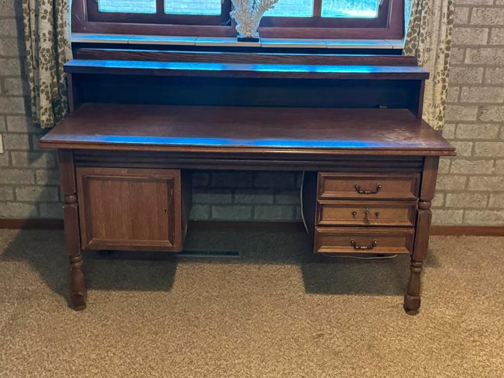 Vintage Houten Bureau, Huis en Inrichting, Bureaus, Gebruikt, Bureau, Ophalen