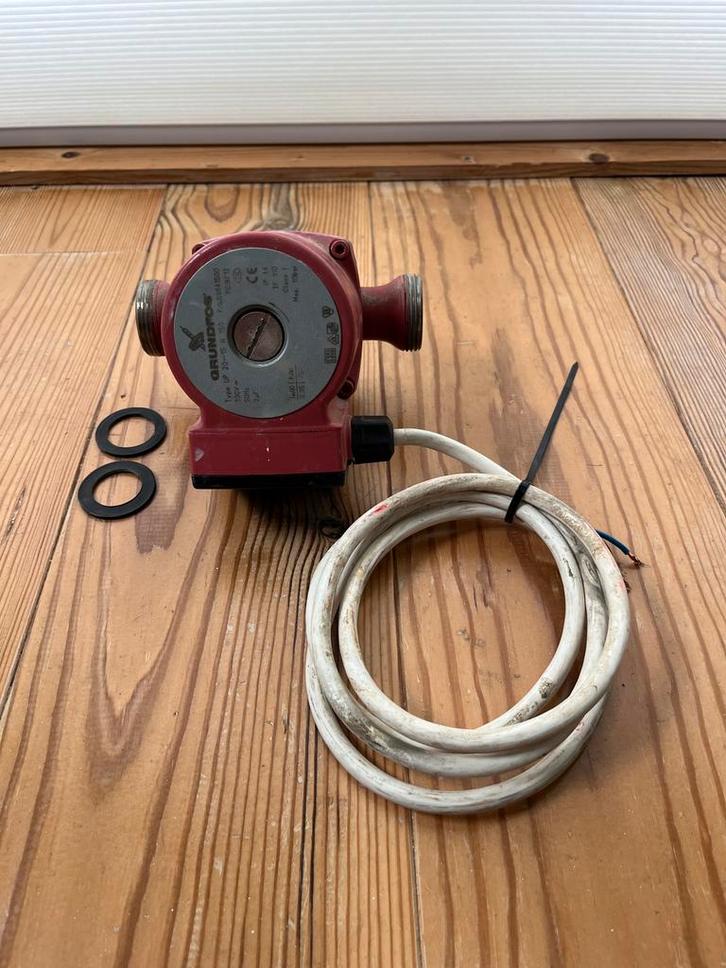 Grundfos circulatiepomp type UP 20-15 N 150 max.10bar, Doe-het-zelf en Verbouw, Gereedschap | Overige machines, Gebruikt, Ophalen of Verzenden