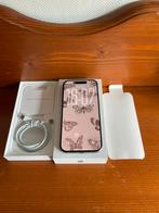 Te koop iphone 15 pro 128gb in nieuwstaat met hoesjes, Telecommunicatie, Mobiele telefoons | Apple iPhone, Ophalen, 94 %, 128 GB