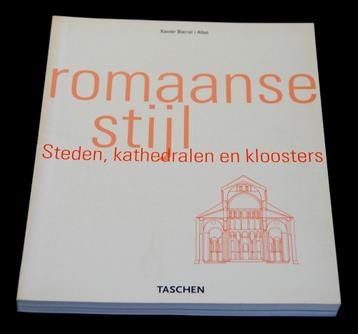 # 3 Prachtige Kunstboeken Romaans Grieks en Egyptisch Koopje beschikbaar voor biedingen