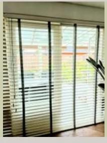 Houten Jaloezieën - Gebroken Wit/Grijs - 191x217cm beschikbaar voor biedingen