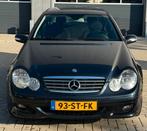 MERCEDES C KLASSE C180 145PK KOMPRESSOR SPORT YOUNGTIMER, Auto's, 13 km/l, 74 €/maand, Zwart, 4 stoelen