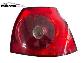Achterlicht rechts Volkswagen Golf V ('03-'08) 1K6945096 beschikbaar voor biedingen