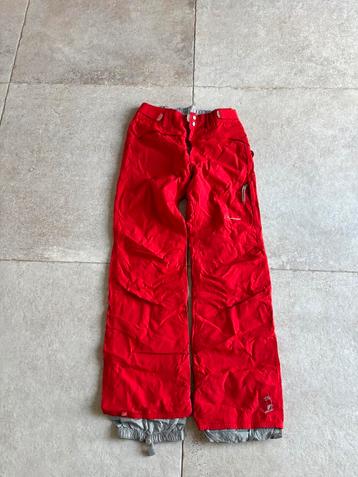 Protest Skibroek Rood maat L beschikbaar voor biedingen