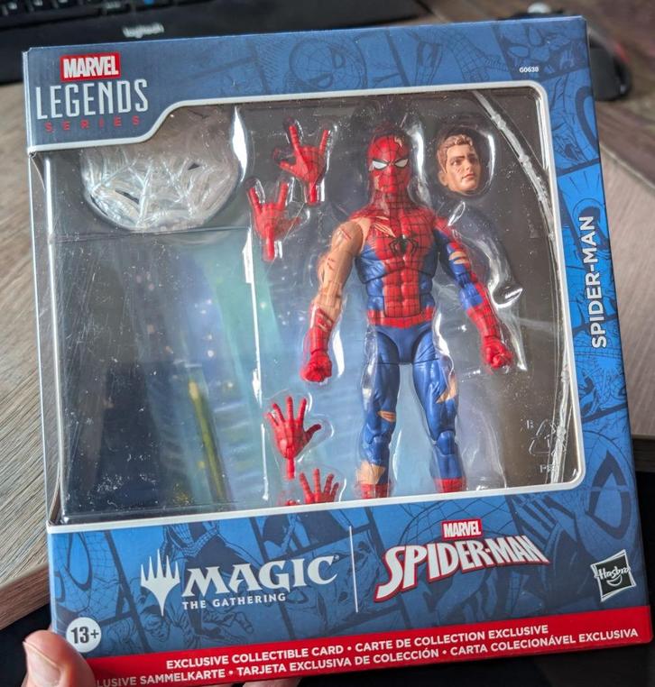 Marvel Legends Spider-Man (zonder kaart) – Nieuw in doos, Verzamelen, Poppetjes en Figuurtjes, Nieuw, Ophalen of Verzenden