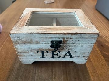 Theedoos beschikbaar voor biedingen