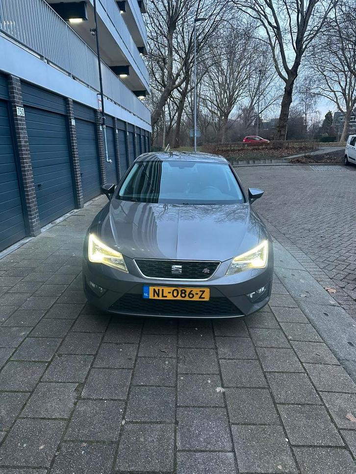 Seat Leon FR 125 pk 1.4 tsi, Auto's, Seat, Particulier, Leon, Airbags, Airconditioning, Bluetooth, Cruise Control, Elektrische buitenspiegels