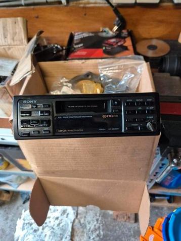Sony radiocassette met 10 cd wisselaar beschikbaar voor biedingen