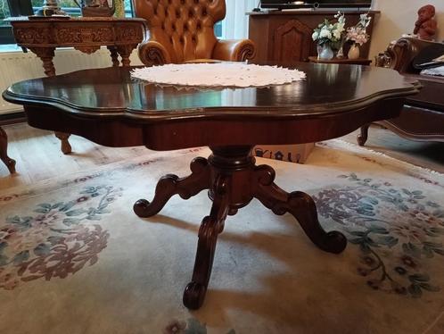 Antieke salontafel 120 x 90 x 60, Antiek en Kunst, Antiek | Meubels | Tafels, Ophalen