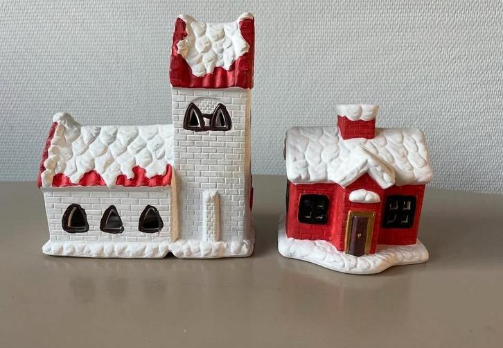 Kerst kerkje en huisje, Diversen, Kerst, Zo goed als nieuw, Ophalen of Verzenden