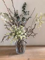 Kunst bloemen met vaas, Huis en Inrichting, Woonaccessoires | Kunstplanten en Kunstbloemen, Ophalen of Verzenden, Zo goed als nieuw