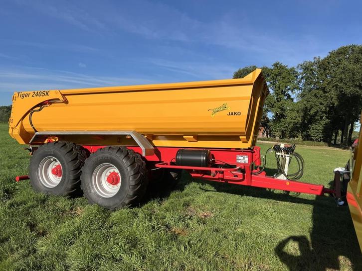 Jako Tiger 240SK dumper kieper, Zakelijke goederen, Machines en Bouw | Transport, Ophalen of Verzenden