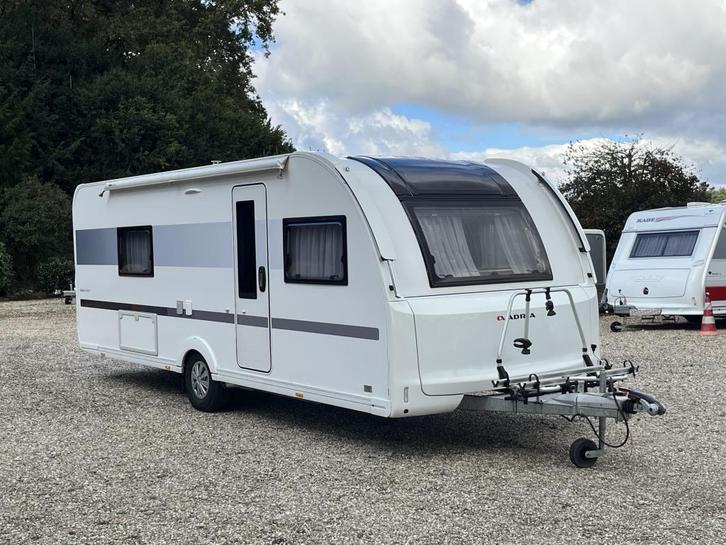 Adria Adora 613 UT Mover Queensbed Fietsendrager Luifel, Caravans en Kamperen, Caravans, Bedrijf, tot en met 4, 1500 - 2000 kg