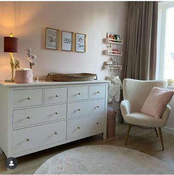 Beige gordijnen  beschikbaar voor biedingen