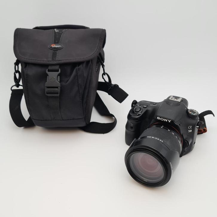 Sony A58 incl. DT 18-200mm Lens in Goede Staat, Audio, Tv en Foto, Fotocamera's Digitaal, Zo goed als nieuw