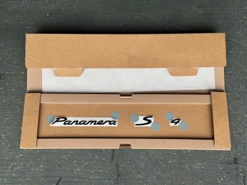 Porsche Panamera 4S Embleem Origineel Hoogglans Zwart, Auto-onderdelen, Klein materiaal, Porsche, Nieuw, Verzenden