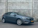 Volvo V40 1.6 D2 115PK 2014 Grijs, Auto's, Volvo, Voorwielaandrijving, Euro 5, Zwart, 4 cilinders