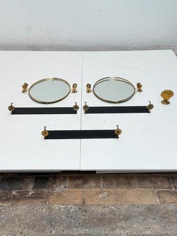 2 Hollywood Regency vintage messing mirrors & accesoires beschikbaar voor biedingen