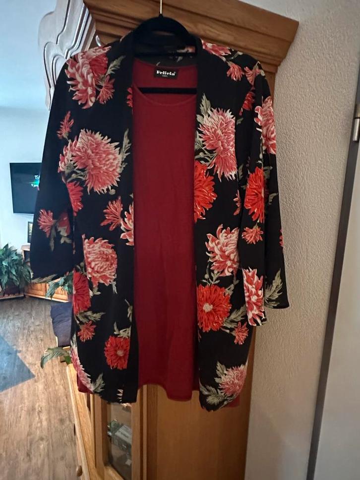 Set Felicia Paris  top met jasje van Atmosphere  - Maat M, Kleding | Dames, Tops, Zo goed als nieuw, Maat 38/40 (M), Zwart, Lange mouw