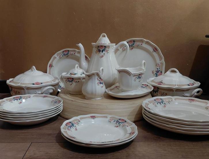 Wedgwood Trellis Flower Servies, Antiek en Kunst, Antiek | Servies compleet, Ophalen