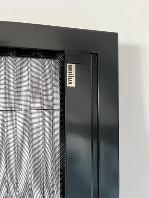 Unilux plisse hor, rolhor raamhor kleur zwart/grijs, Doe-het-zelf en Verbouw, Deuren en Horren, Gebruikt, Overige typen, Minder dan 200 cm