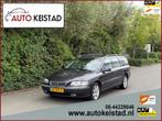 Volvo V70 2.0 Turbo Automaat LEDER/NAVIGATIE/CRUISE! YOUNGTI, Auto's, Volvo, Gebruikt, Zwart, Zwart, 1600 kg