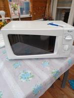 Witte magnatron.i.z.g.s als nieuw, Ophalen of Verzenden, Zo goed als nieuw, Porselein, Overige stijlen