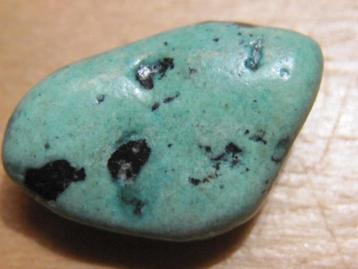 ede. 6x aparte edelsteen TURQUOISE (4)   beschikbaar voor biedingen