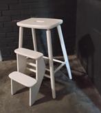 Mooie brocante kruk/trapje, Huis en Inrichting, 1 kruk, Ophalen, Zo goed als nieuw