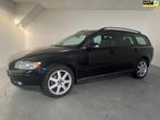 Volvo V50 2.4i Momentum Airco, LMV,Ledere bekleding, Voorwielaandrijving, 1362 kg, 700 kg, Zwart
