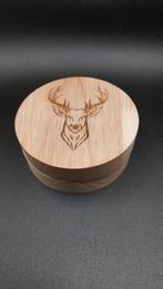 Houten Asbak met Hert Gravure, Gebruikt, Bruin, Ophalen of Verzenden, Minder dan 25 cm