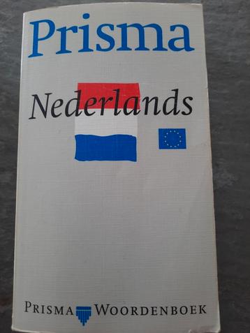 Prisma woordenboek Nederlands
Ook grammatica.

 beschikbaar voor biedingen