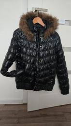 Zwarte gewatteerde winterjas met bontkraag, Zwart, Maat 42/44 (L), Ophalen of Verzenden, Onbekend