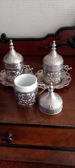 Turkse koffiekopjes zilverkleurig 3x, Ophalen of Verzenden, Nieuw, Overige stijlen, Kop(pen) en/of Schotel(s)