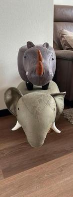 OLIFANT en/of.NEUSHOORN KOOPJE ALS POEF OF ZITJE, Ophalen, Zo goed als nieuw, Rond, Minder dan 50 cm