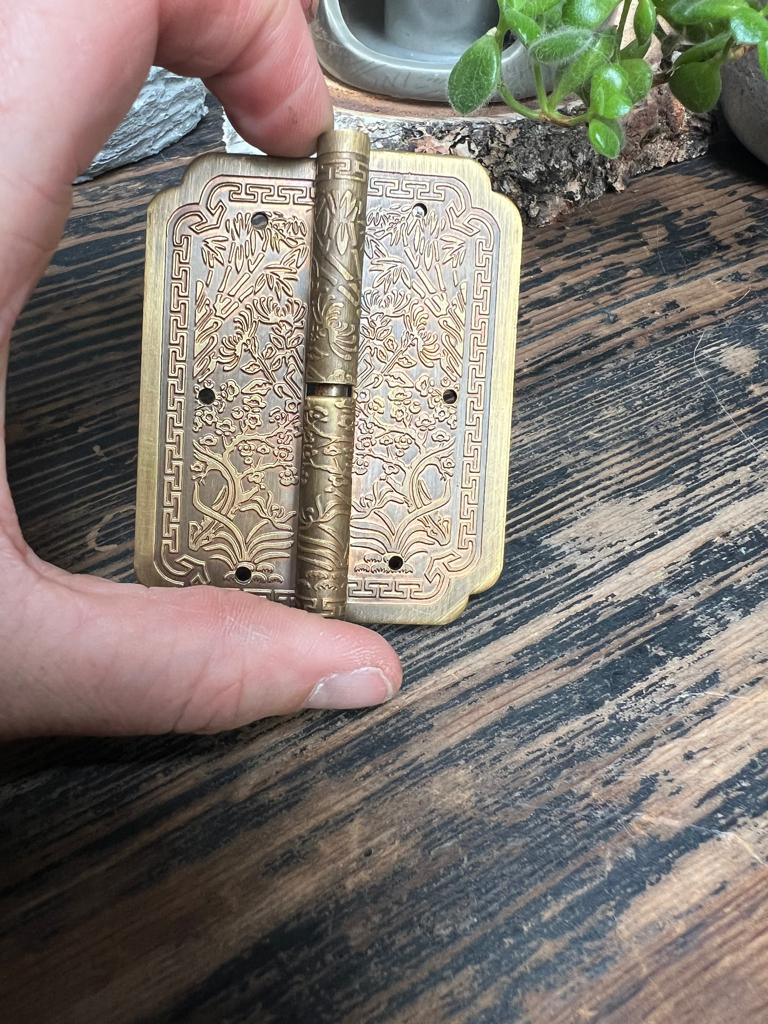 Chinese deurbeslag scharnier chinees bruidskast set, Huis en Inrichting, Verburgt Vintage, Nieuw, Ophalen of Verzenden, https://verburgtvintage.nl/#contact