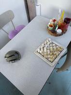 Formica tafel, 100 tot 150 cm, Zo goed als nieuw, Rechthoekig, Drie personen