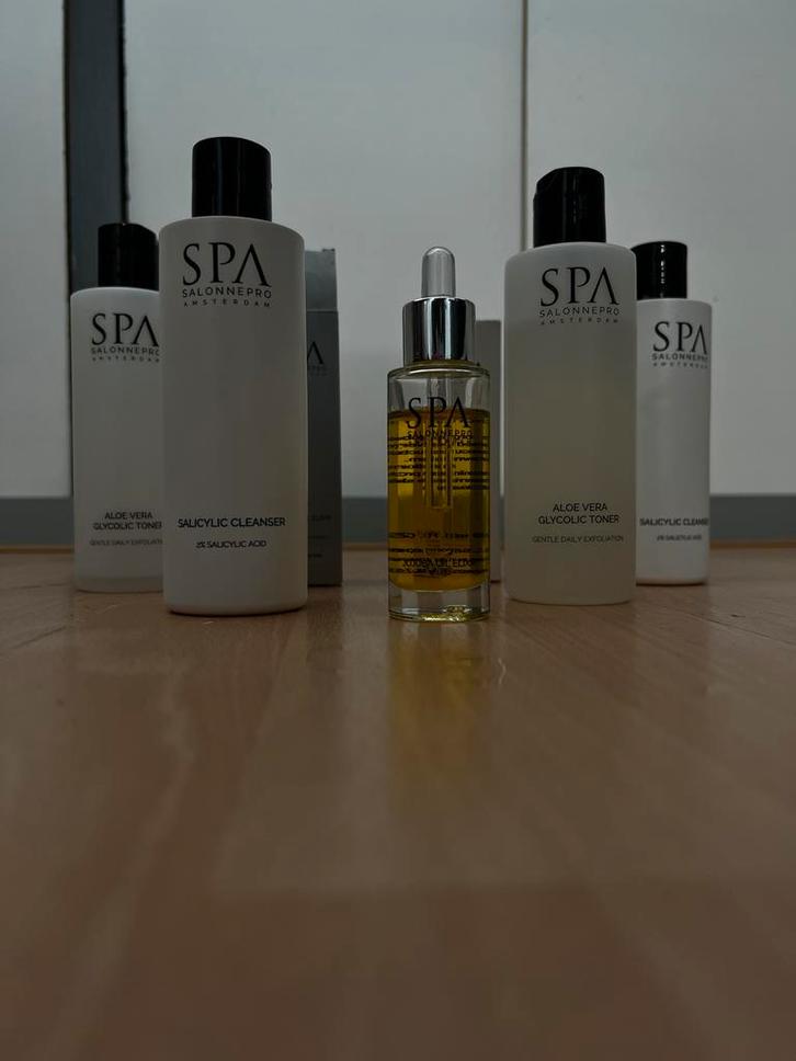 SPA Salonnepro Amsterdam, Sieraden, Tassen en Uiterlijk, Uiterlijk | Cosmetica en Make-up, Zo goed als nieuw, Toebehoren, Gehele gezicht