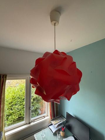 Rode Hanglamp beschikbaar voor biedingen