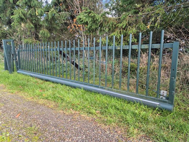 electrische Schuifpoort 4 mtr doorgang,1.25 mtr hoog,groen, Tuin en Terras, Tuinhekken en Hekwerk, Gebruikt, Spijlenhekwerk, IJzer