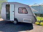 Kip Caravan, te huur, Ophalen