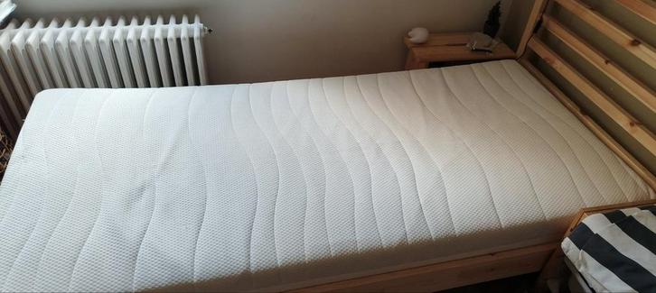 Complete 90x200 Slaapset: Bedframe, Lattenbodem & Matras en, Huis en Inrichting, Slaapkamer | Matrassen en Bedbodems, Zo goed als nieuw