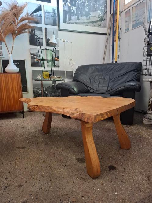 Brutalist salontafel eiken boomstam salontafel midcentury, Huis en Inrichting, Tafels | Salontafels, Gebruikt, Minder dan 50 cm