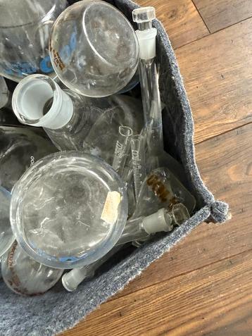 Glazen Laboratorium Benodigdheden - Diverse Items beschikbaar voor biedingen