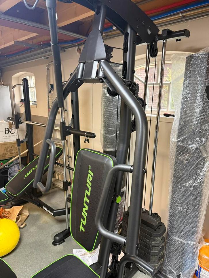 Nieuwe Home Gym - Nooit Gebruikt!, Sport en Fitness, Fitnessapparatuur, Nieuw, Krachtstation, Armen, Benen, Borst, Buik, Rug, Metaal