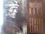 The vanishing race and other illusions - Christopher M Lyman, Ophalen of Verzenden, Gelezen, Fotografen