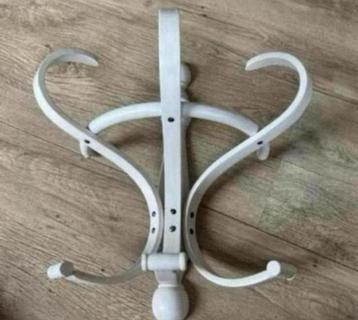 Antieke gebogen houten wand kapstok gemaakt door Thonet beschikbaar voor biedingen