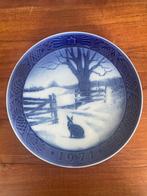 Royal Copenhagen 1971 Hare In Winter bord, Ophalen of Verzenden, Zo goed als nieuw, Bord(en), Overige stijlen