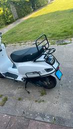 Agm vx50i, Fietsen en Brommers, Scooters | Vespa, Benzine, Overige modellen, Zo goed als nieuw, Ophalen